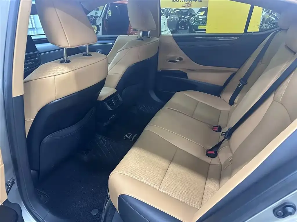 Lexus ES 2024 из CN, фото 7