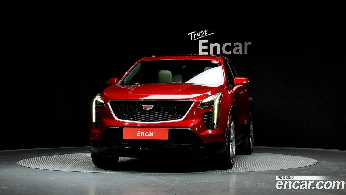 Cadillac XT4 2023 из KR, фото 3