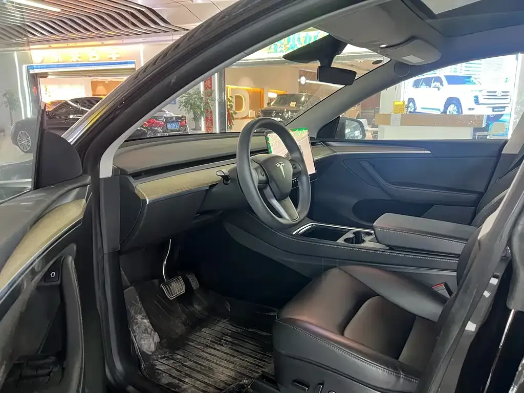 Tesla Model Y 2022 из CN, фото 4