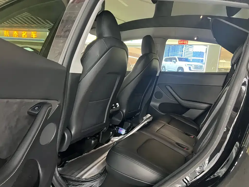 Tesla Model Y 2022 из CN, фото 5