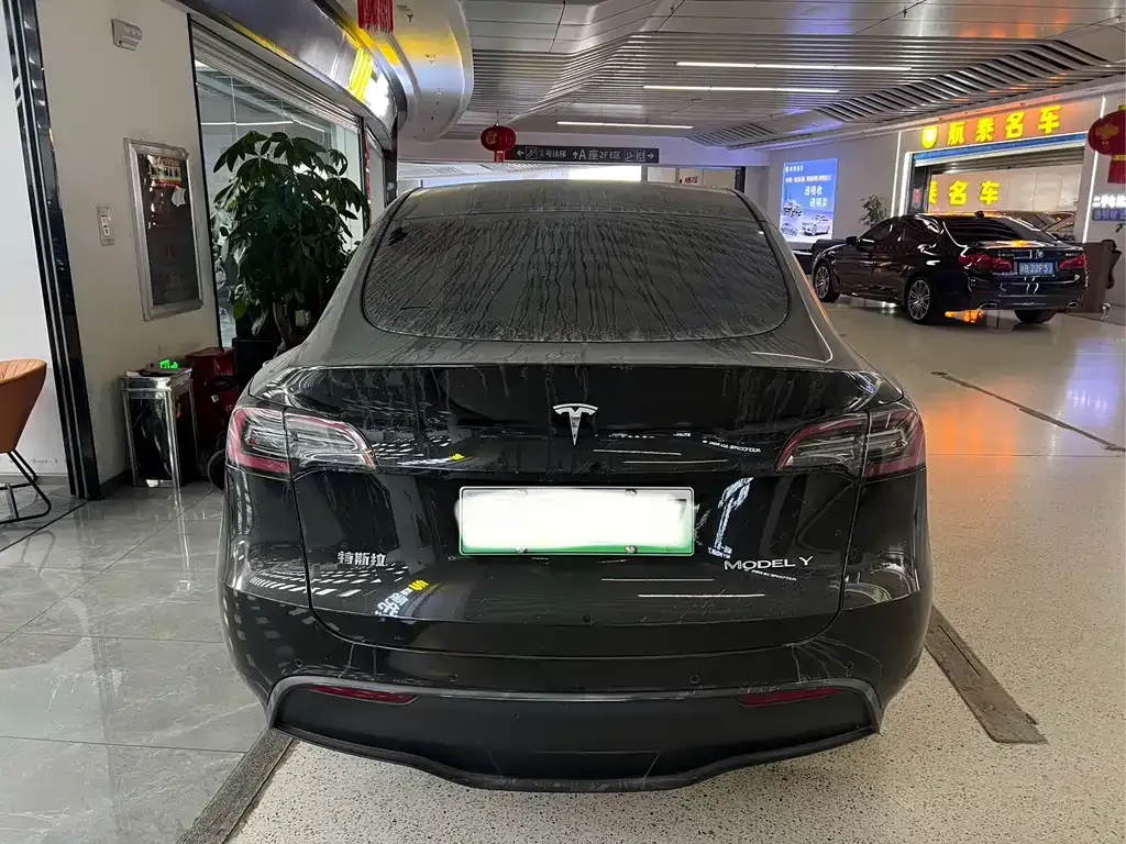 Tesla Model Y 2022 из CN, фото 8