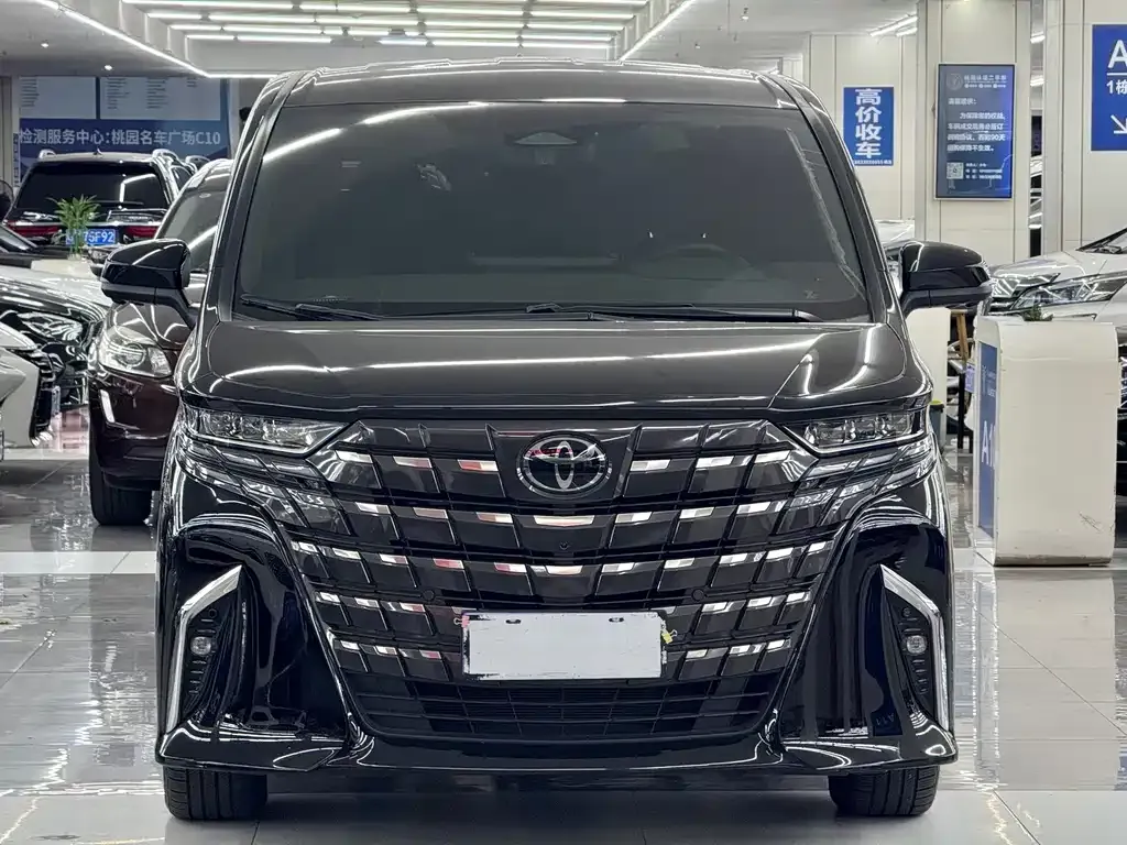 Toyota Alphard 2024 из CN, фото 2