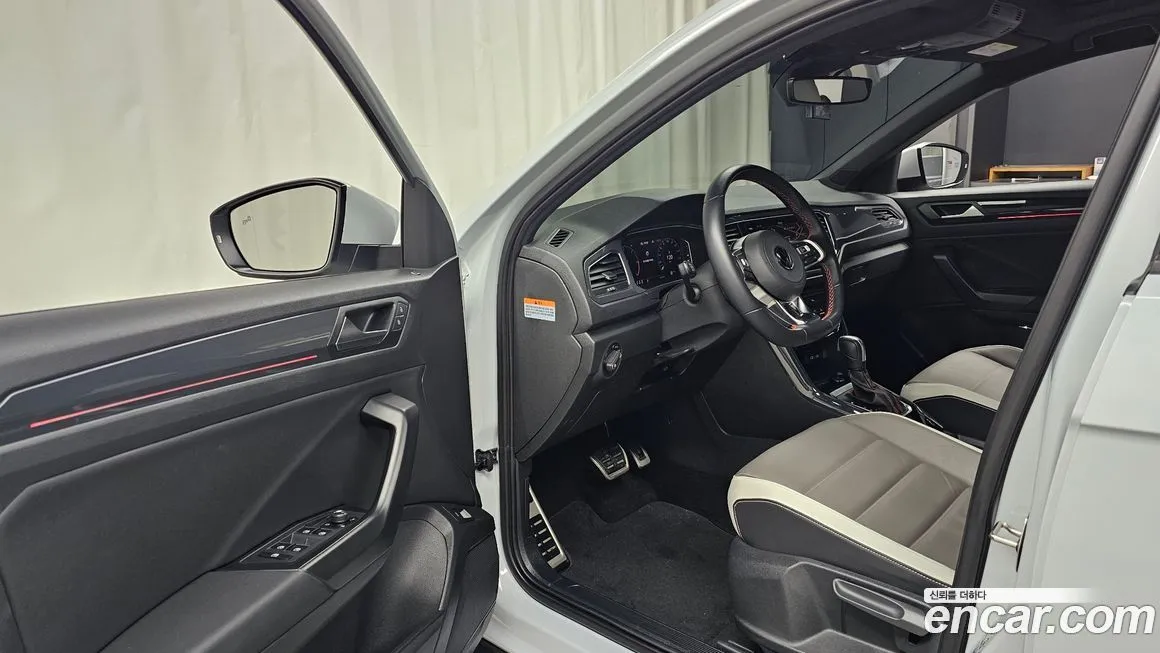 Volkswagen T-Roc 2021 из KR, фото 10