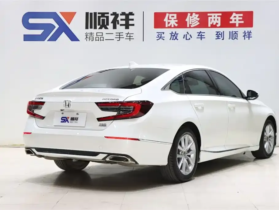 Honda Accord — фото 4
