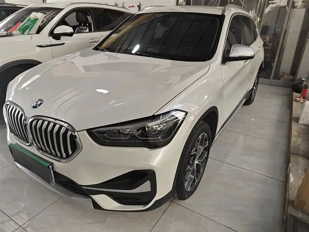 BMW X1 — фото 2
