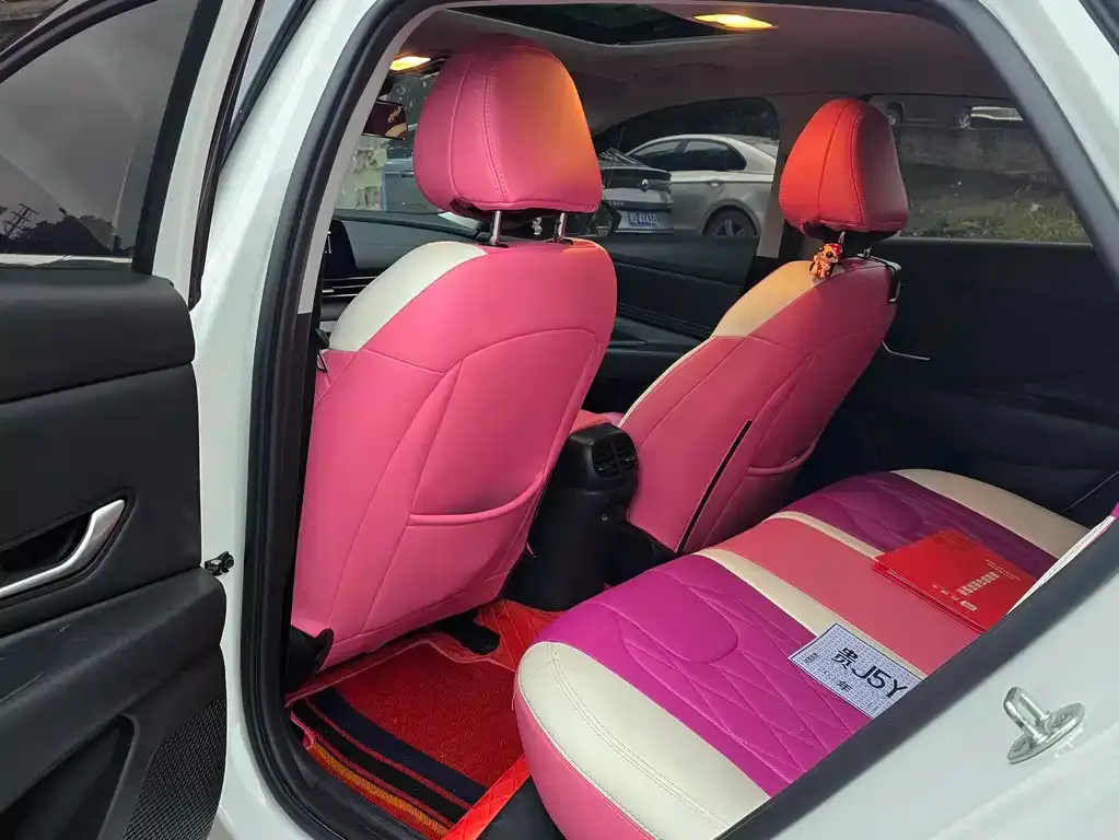 Hyundai Elantra 2022 из CN, фото 9