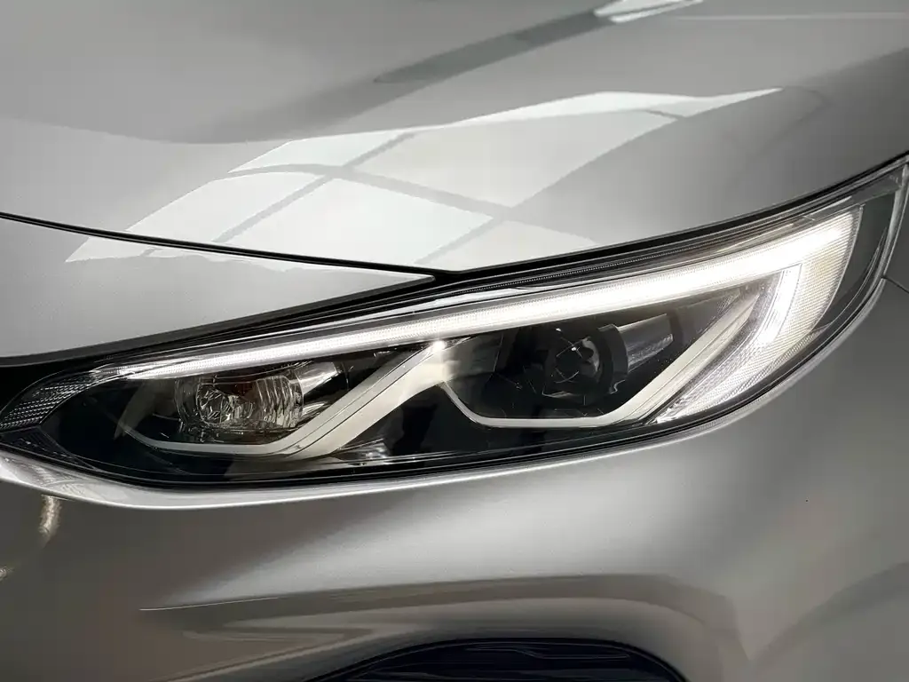 Toyota Wildlander 2023 из CN, фото 8