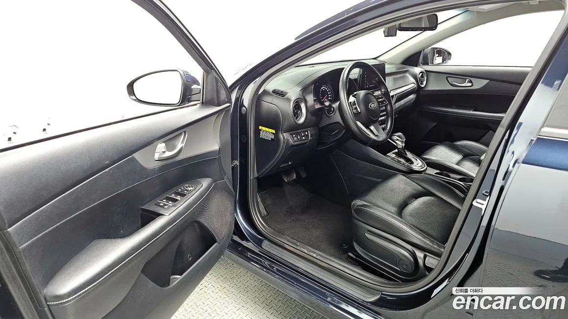 Kia K3 2021 из KR, фото 10