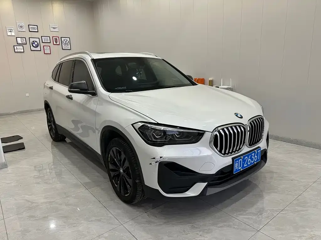 BMW X1 — фото 3