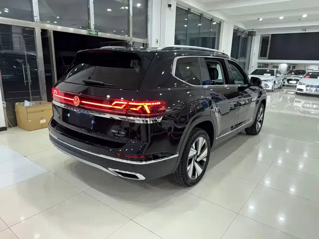 Volkswagen Teramont 2023 из CN, фото 3