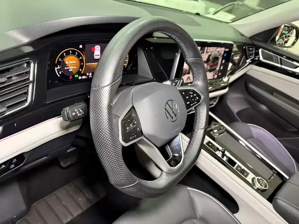 Volkswagen Teramont 2023 из CN, фото 7