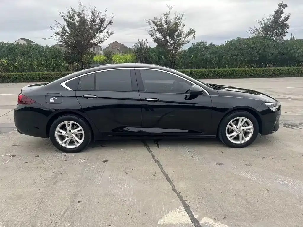 Buick Regal — фото 4