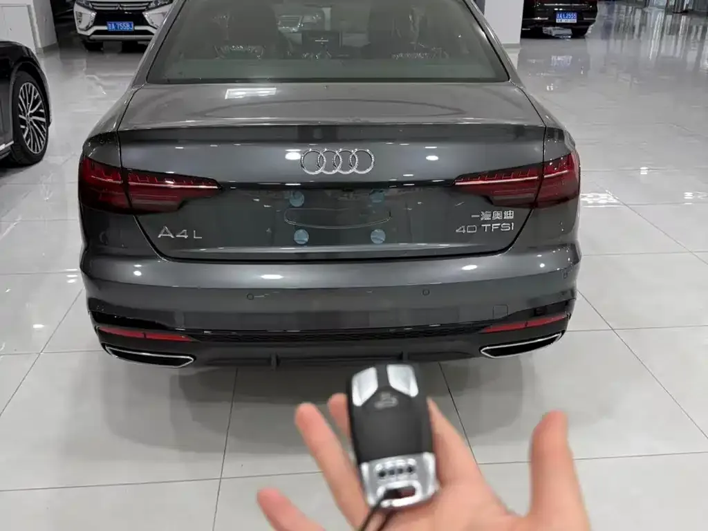 Audi A4L 2025 из CN, фото 7