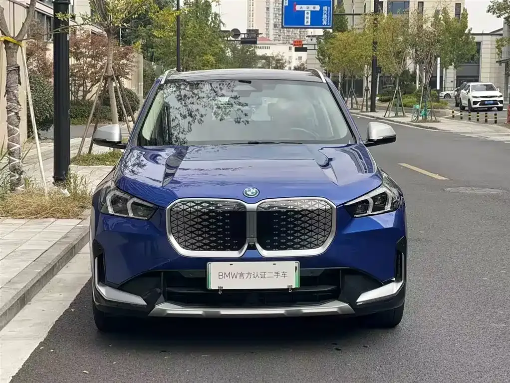 BMW iX1 2023 из CN, фото 4