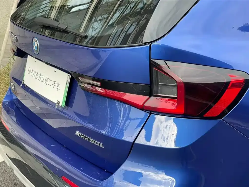 BMW iX1 2023 из CN, фото 8