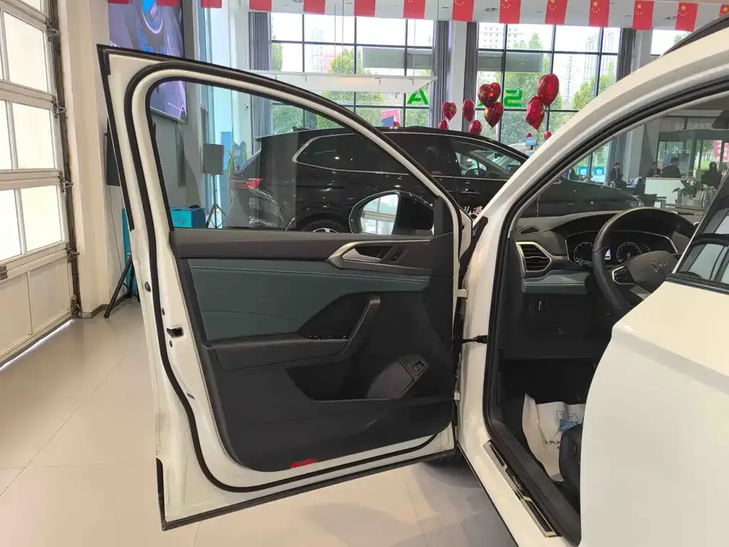 Volkswagen Tharu 2024 из CN, фото 7