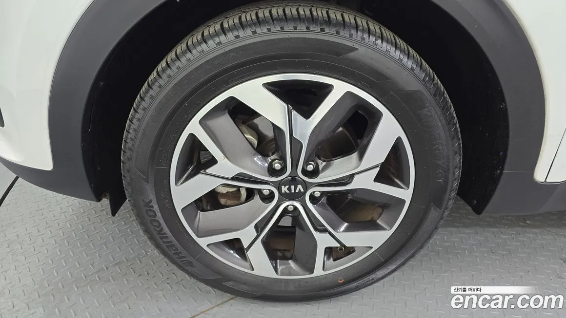 Kia Sportage — фото 5