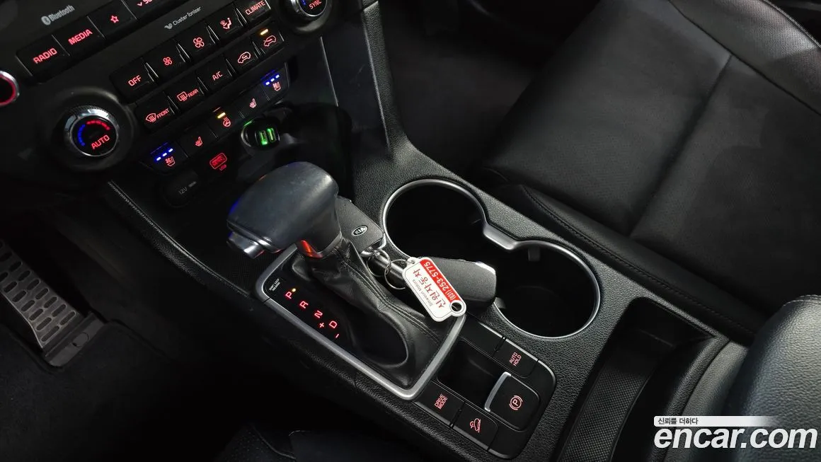 Kia Sportage — фото 9