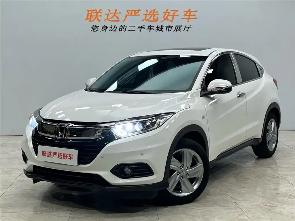 Honda Vezel — фото 1