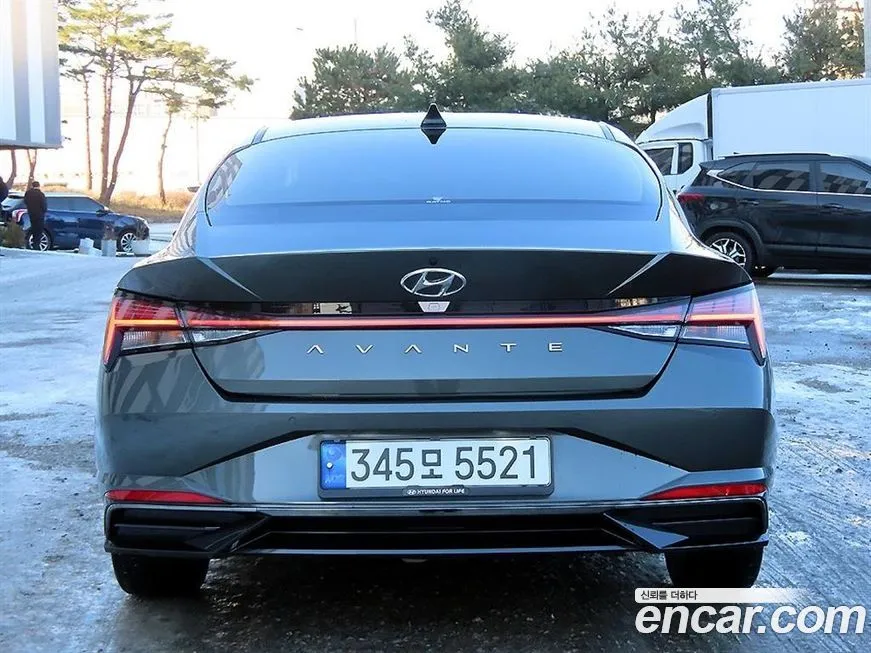 Hyundai AVANTE — фото 4