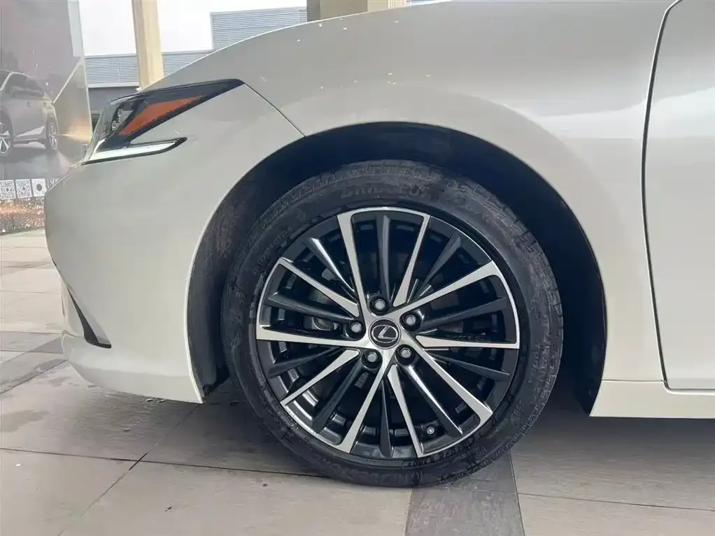 Lexus ES 2022 из CN, фото 3