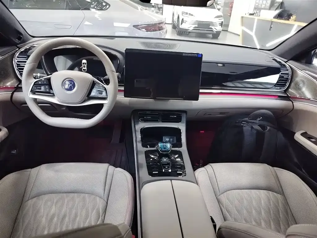 BYD Han 2025 из CN, фото 10