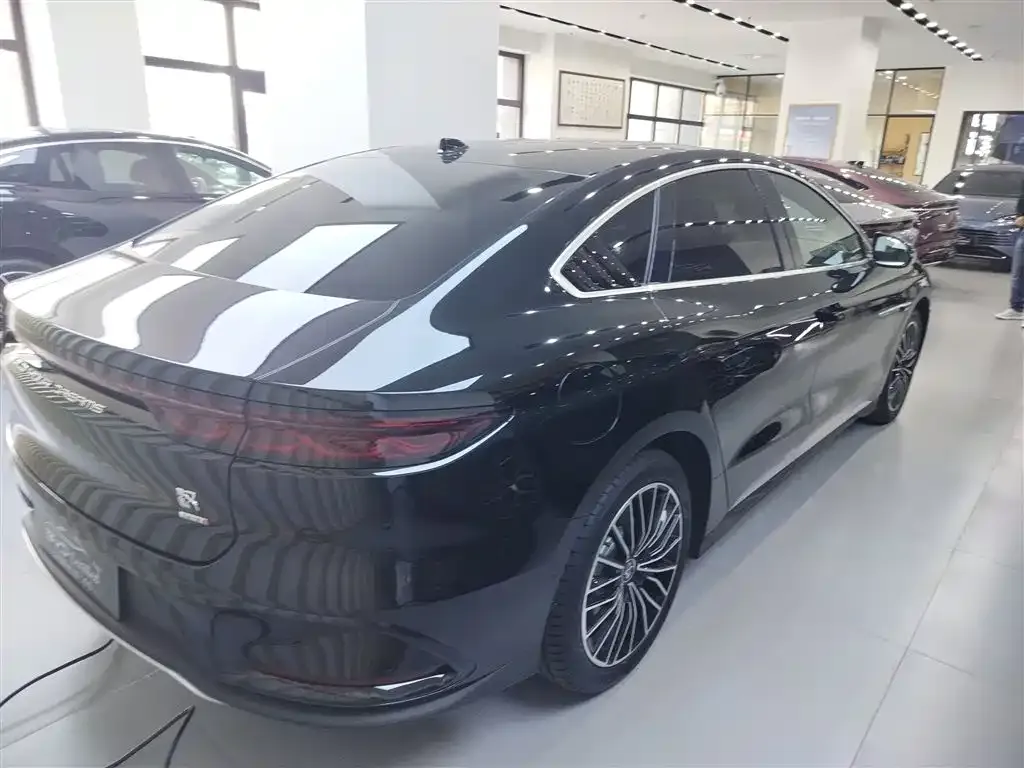 BYD Han 2025 из CN, фото 7