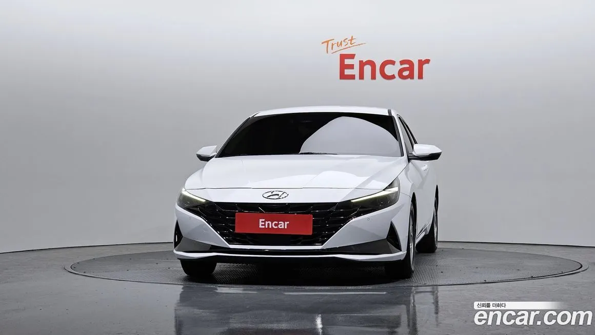 Hyundai AVANTE — фото 3