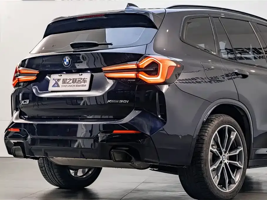 BMW X3 — фото 9