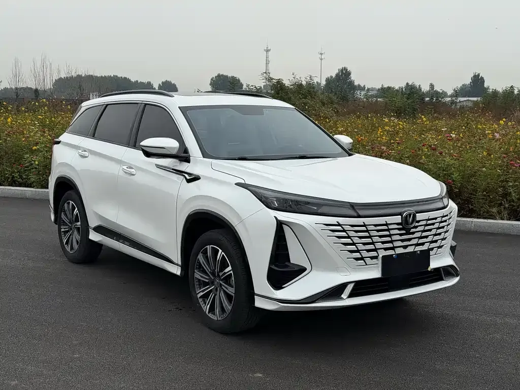 Changan CS75PLUS 2024 из CN, фото 3