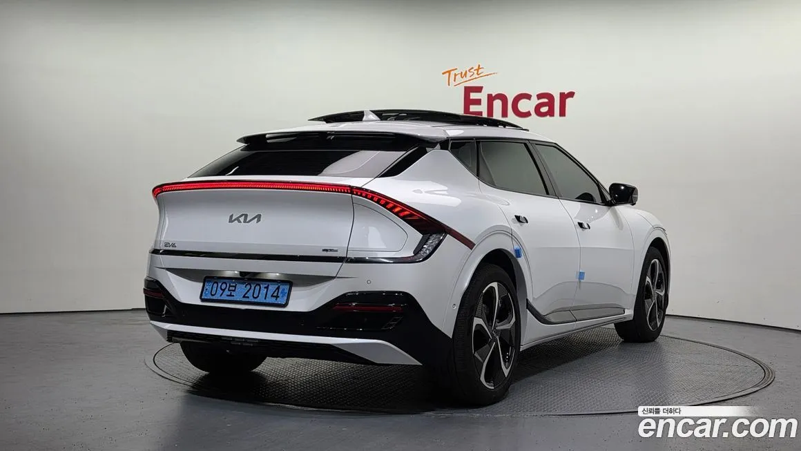 Kia EV6 — фото 2