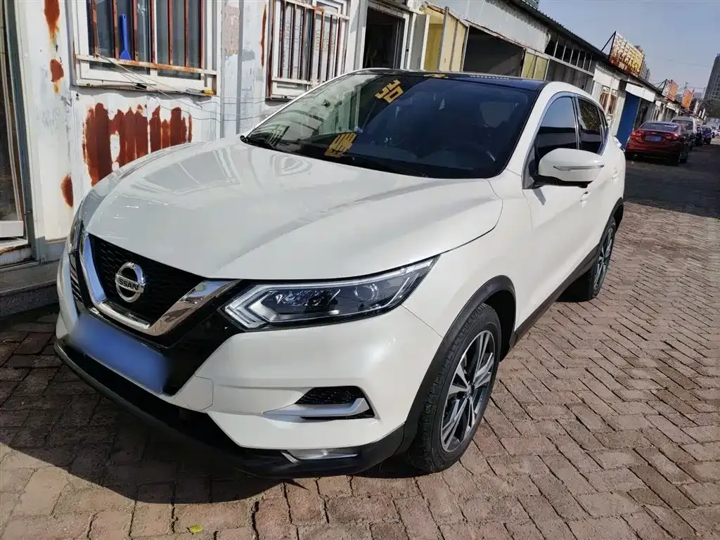 Nissan Qashqai 2021 из CN, фото 2