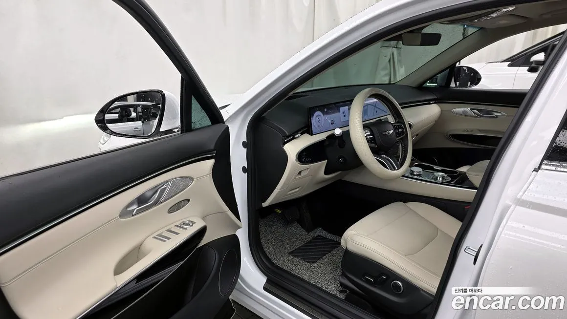 Genesis GV70 — фото 10