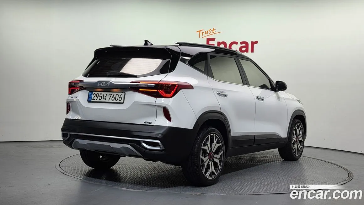 Kia Seltos 2023 из KR, фото 2