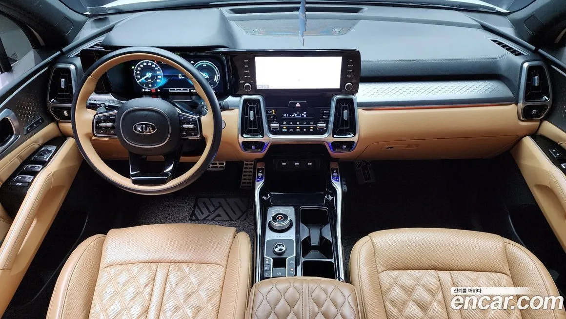 Kia Sorento — фото 7