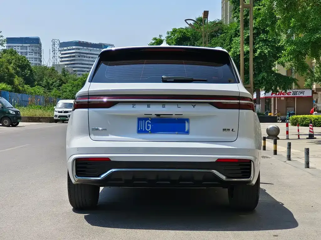 Geely Xingyue L — фото 4