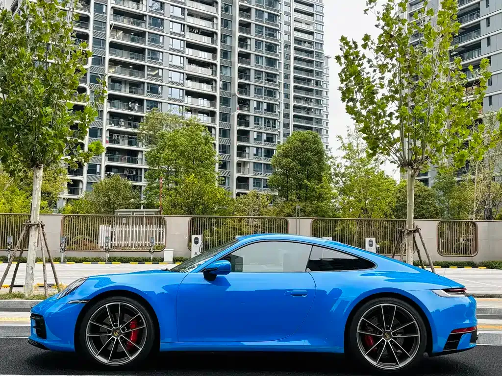 Porsche 911 2023 из CN, фото 3