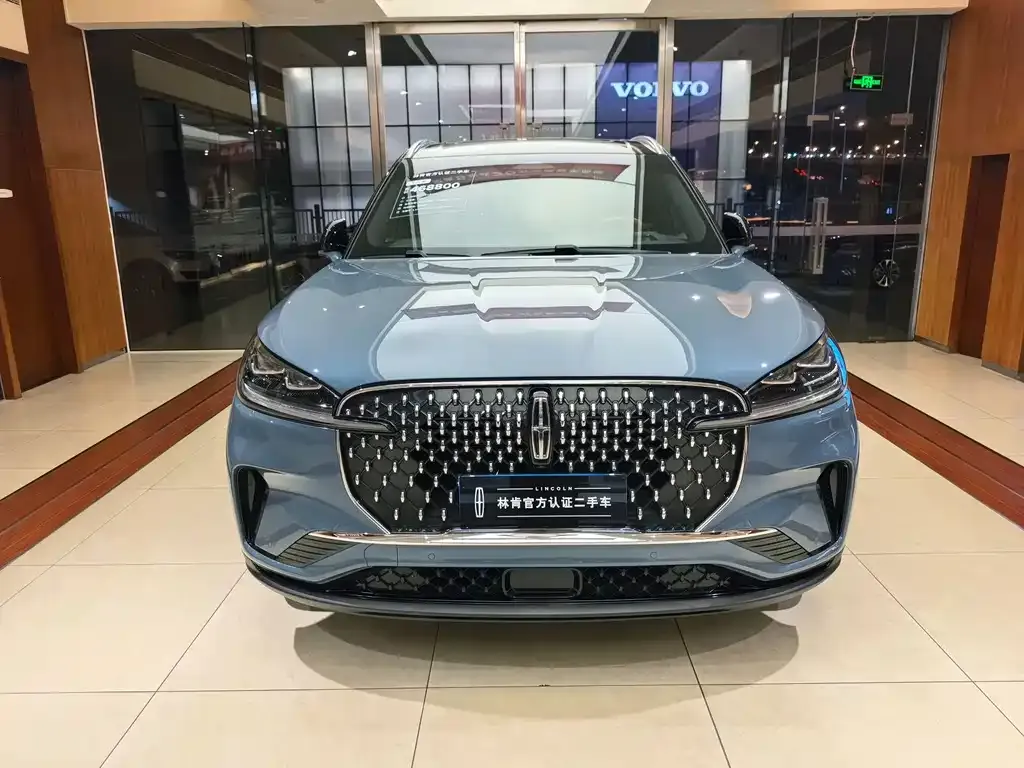 Lincoln Aviator 2024 из CN, фото 2