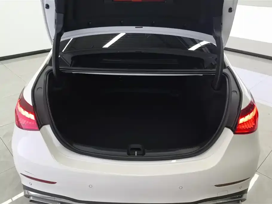 Mercedes-Benz C-Class 2024 из CN, фото 4