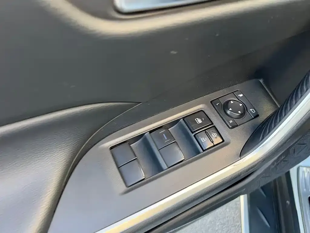 Toyota RAV4 2022 из CN, фото 9