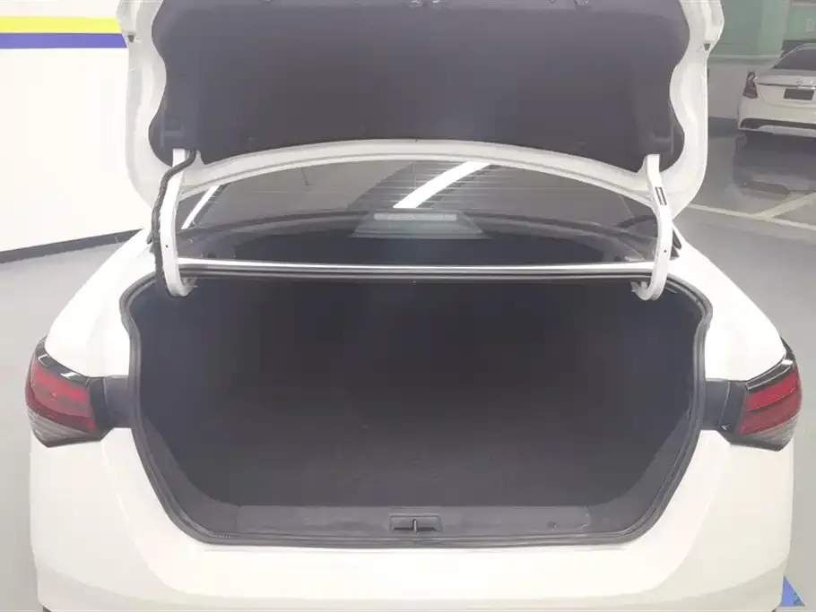 Nissan Sylphy 2024 из CN, фото 4