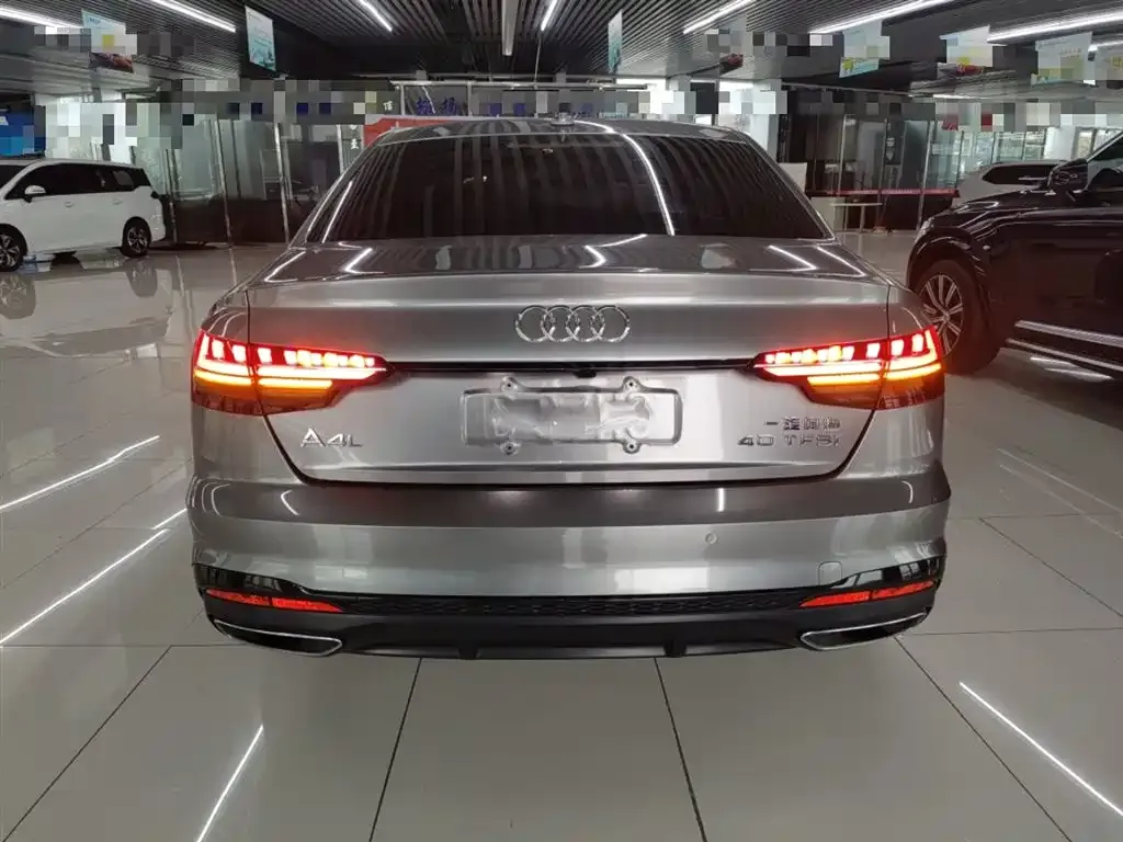 Audi A4L 2023 из CN, фото 6