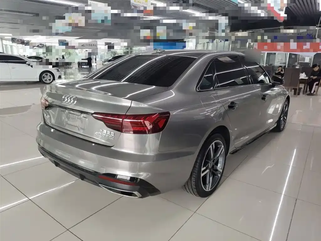 Audi A4L 2023 из CN, фото 7
