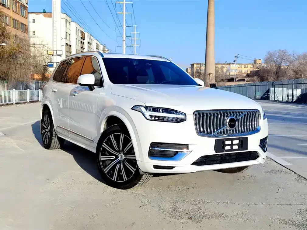 Volvo XC90 — фото 3