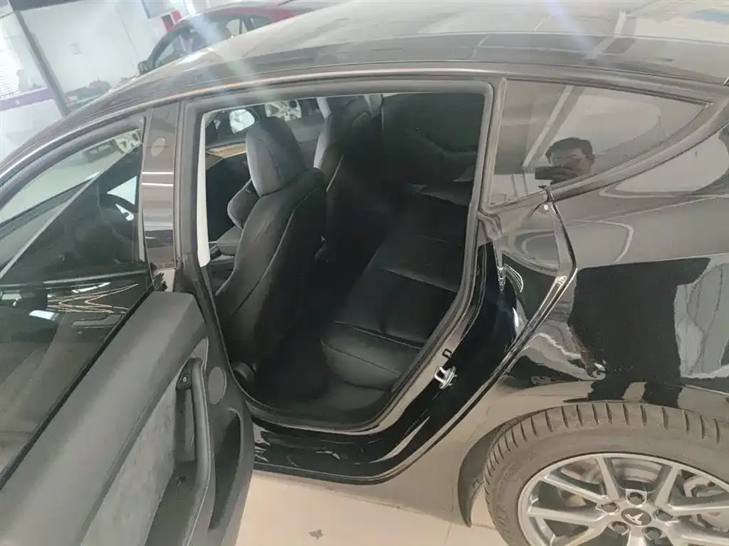 Tesla Model 3 2023 из CN, фото 3