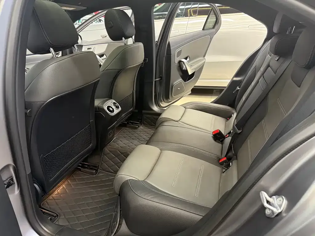 Mercedes-Benz A-Class AMG — фото 10