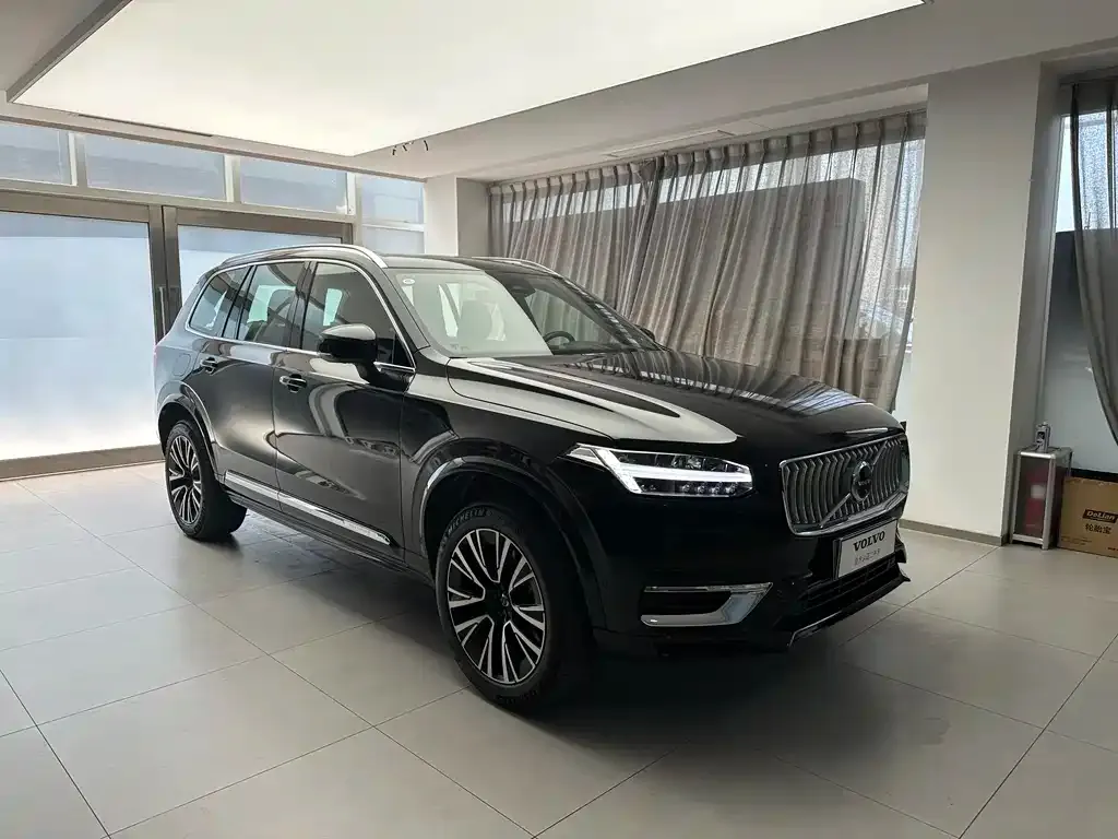 Volvo XC90 PHEV — фото 3