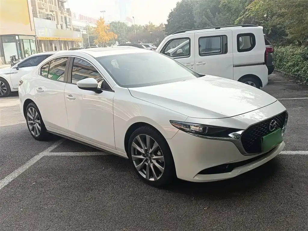 Mazda 3 Axela 2021 из CN, фото 4