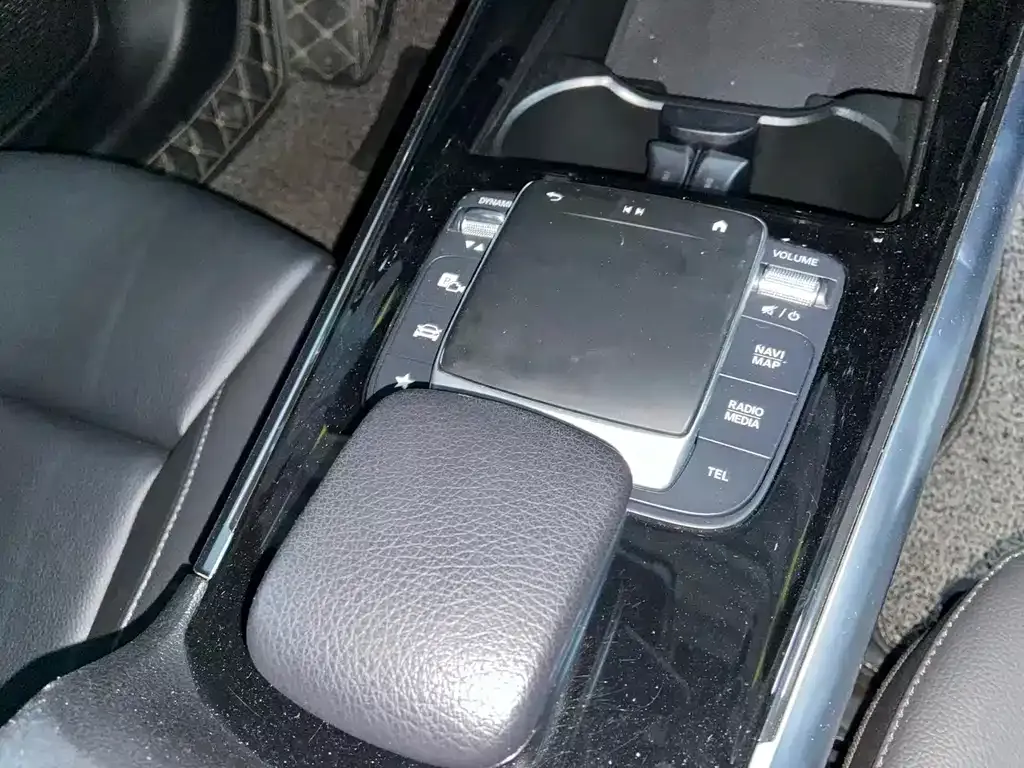 Mercedes-Benz GLA 2021 из CN, фото 9