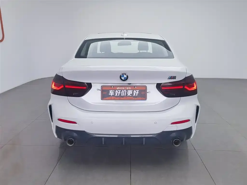 BMW 1 Series 2021 из CN, фото 4